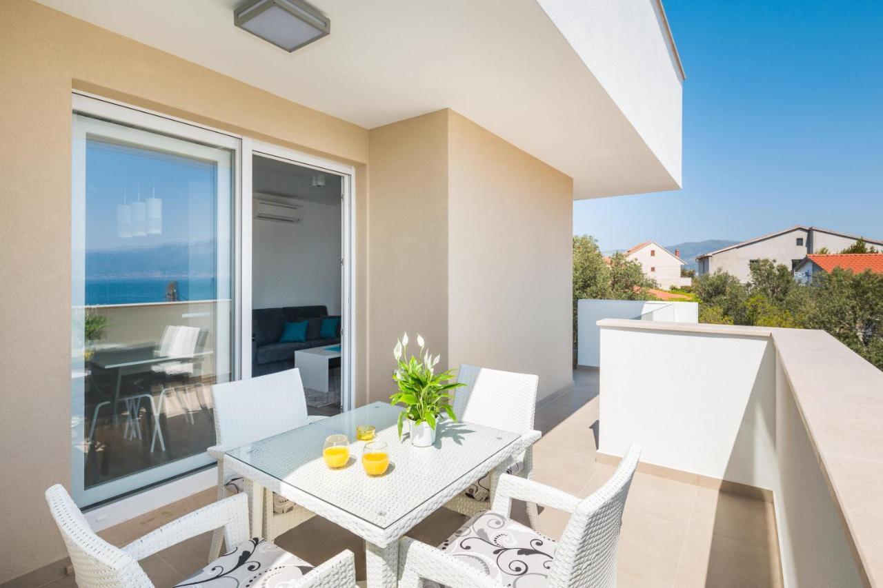 Apartments Alba 1 斯拉汀 外观 照片
