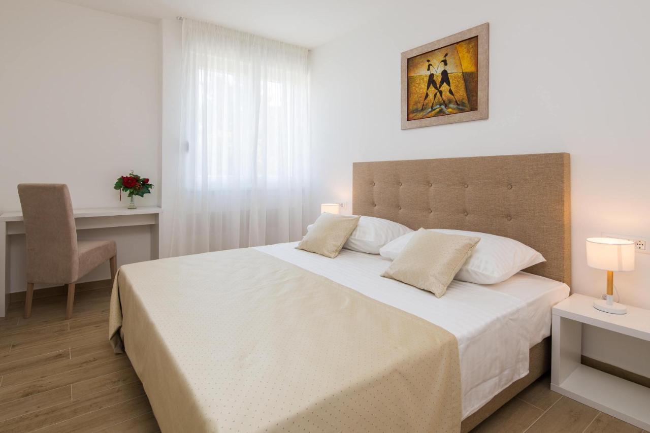 Apartments Alba 1 斯拉汀 外观 照片